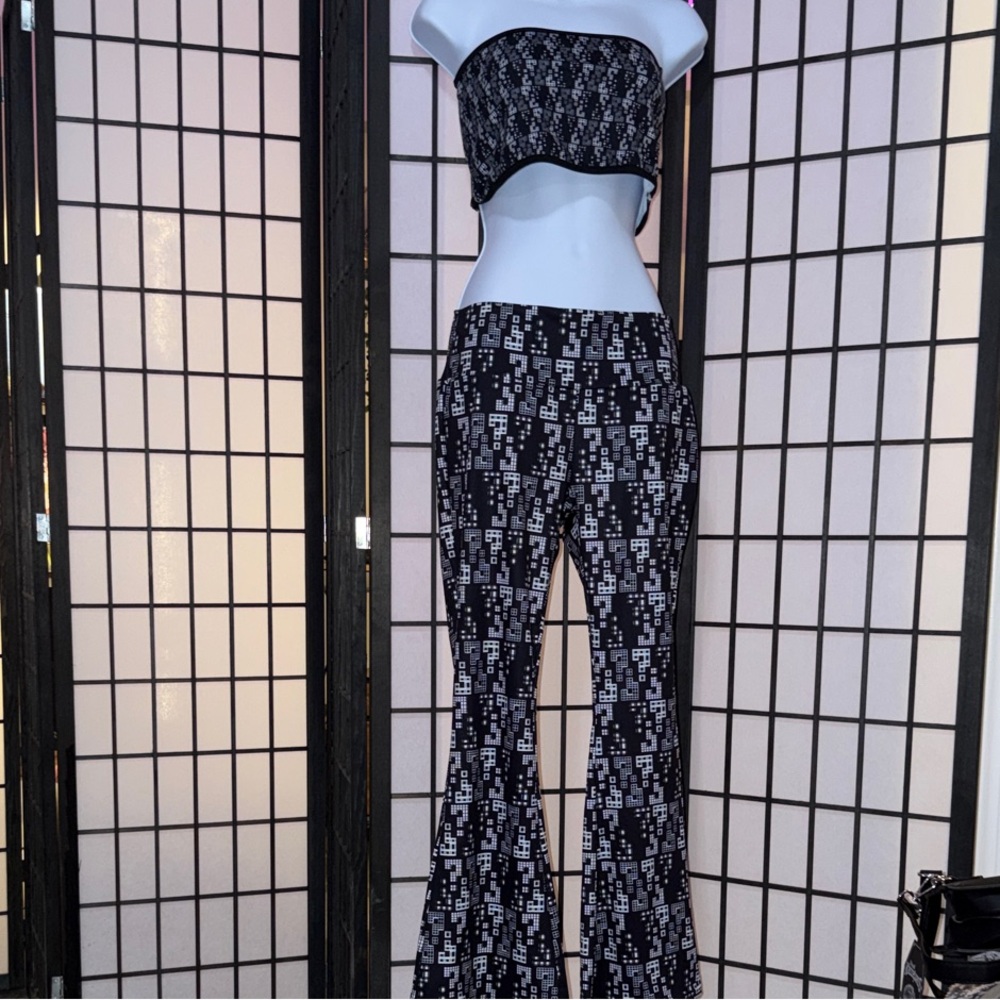 Tipper Crop Top/Matching Flares